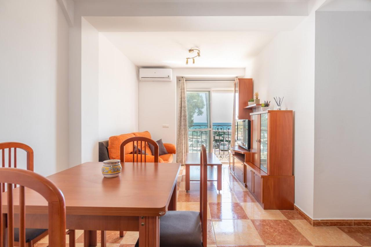 Renthas Pedregalejo Beach Apartments Málaga Exteriör bild
