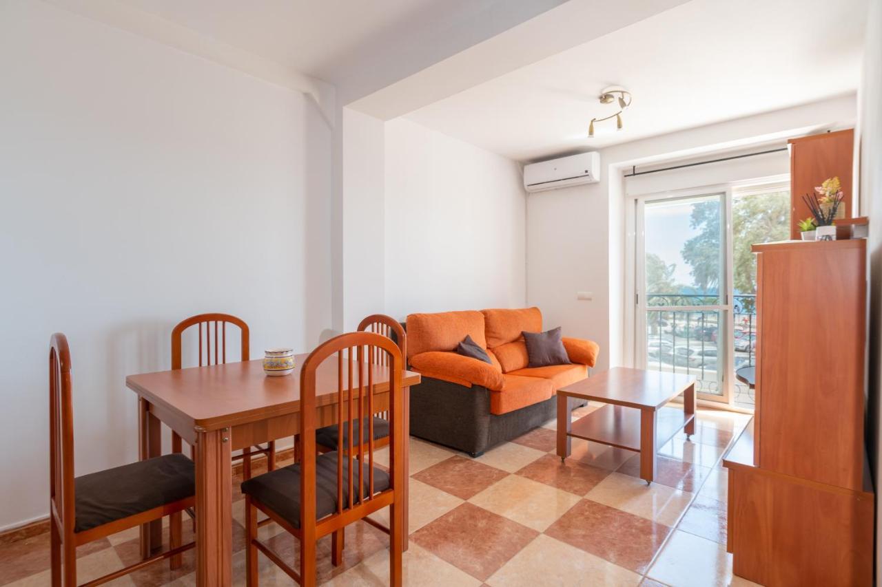 Renthas Pedregalejo Beach Apartments Málaga Exteriör bild